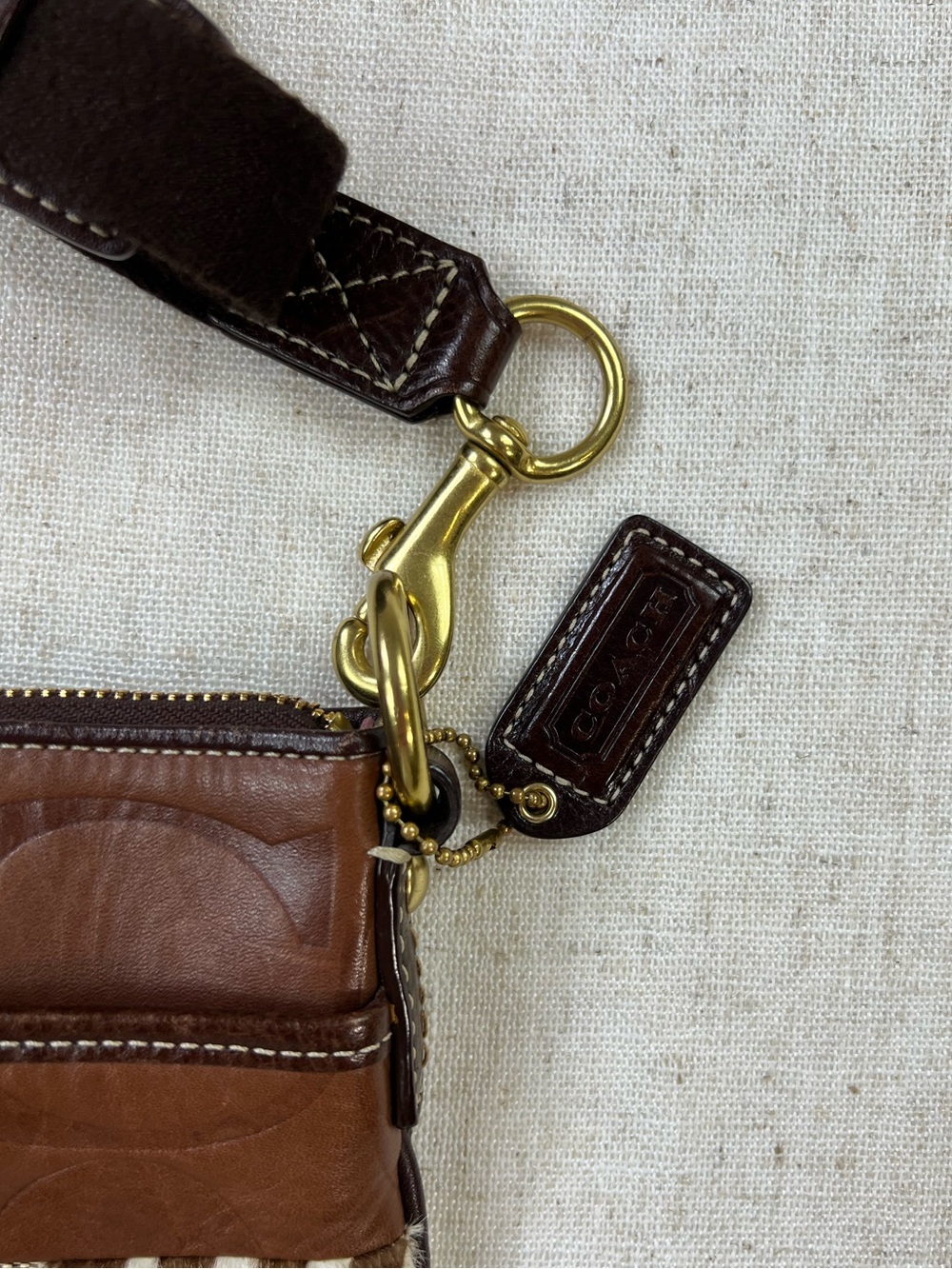 Coach Vintage Y2K Patchwork Signature C Multi-Texture Crossbody Bag H0693-10439 - Picture 4 of 8